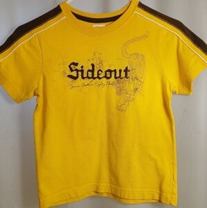 #366 Boys Sideout Yellow T-Shirt Size M (5/6)